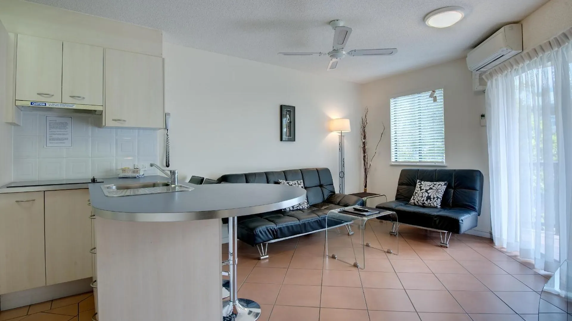 Nautilus Resort Mooloolaba 3*,  Australia